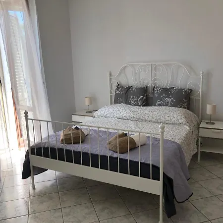 Semesterbostad La Pergola Casa Vacanza Pietradefusi