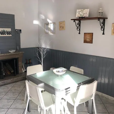 La Pergola Casa Vacanza * Pietradefusi